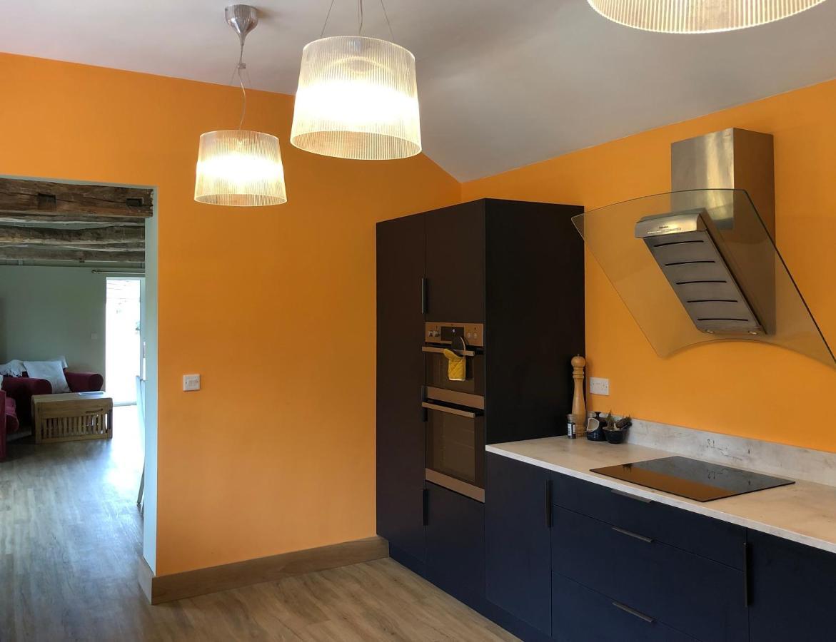 Lower Farm Lodge สโตว์มาร์เก็ต ภายนอก รูปภาพ